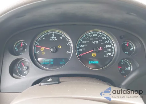 2010 Chevrolet Tahoe Lt z USA, uszkodzony, nr VIN 1GNUKBE03AR228515